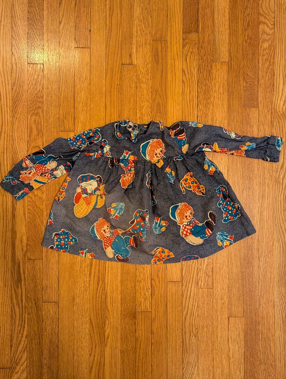 Adorable Vintage Raggedy Ann & Andy Shirt